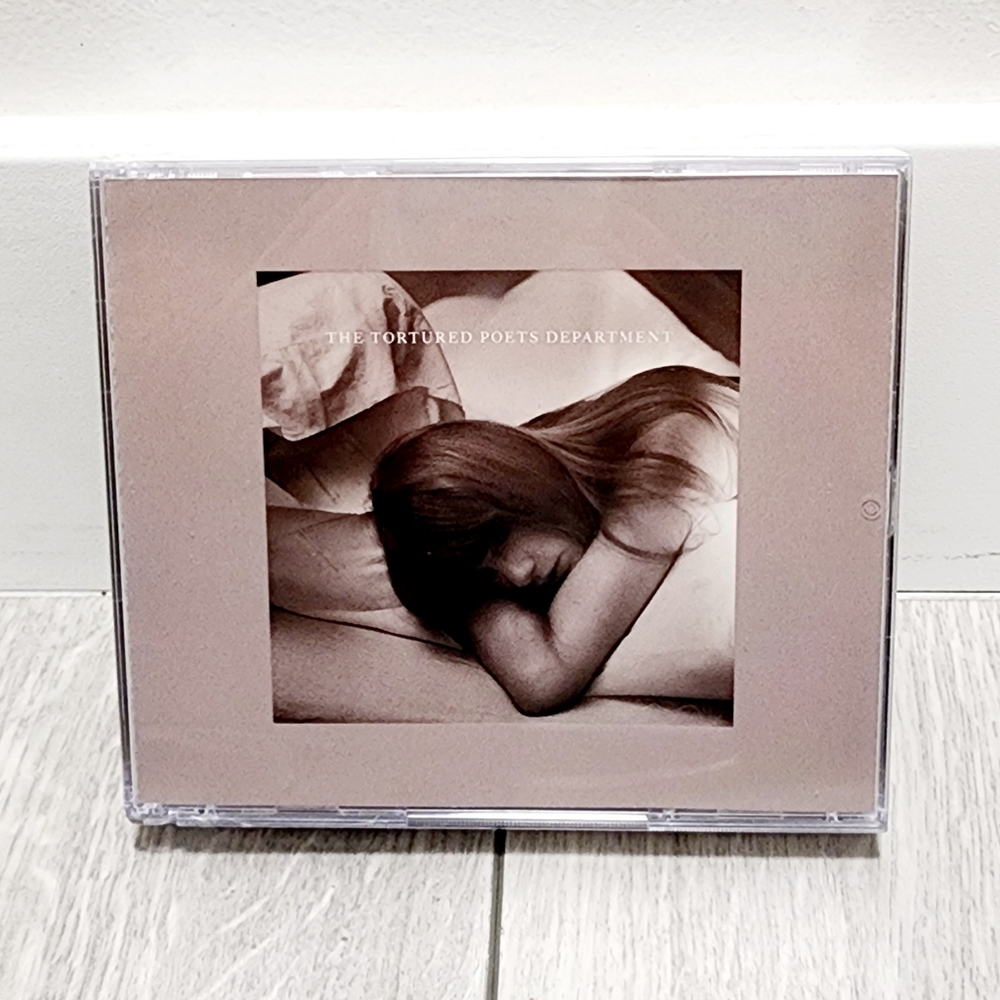 Taylor Swift Tortured Poets Department Collector's Edition Deluxe CD The Bolter
